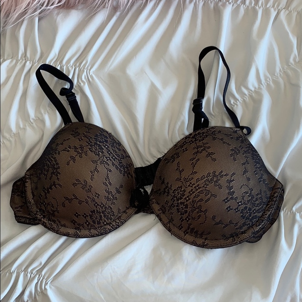 34c Victoria’s Secret Bra